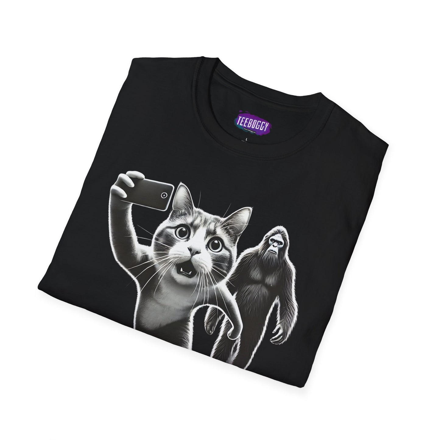 Cat Sasquatch Selfie T-Shirt